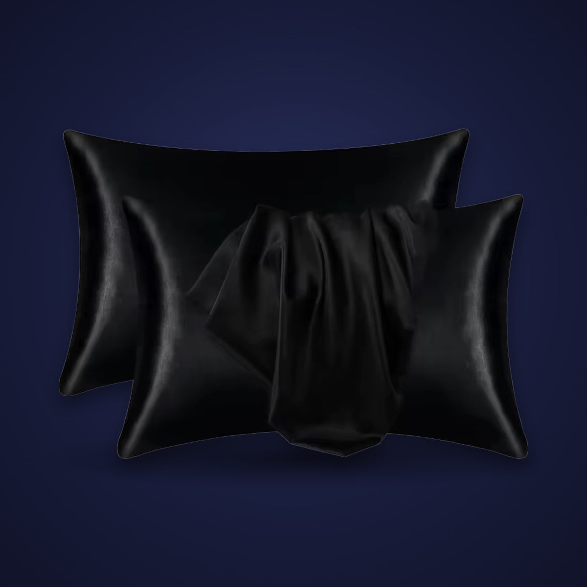 Satin pillowcase set in black